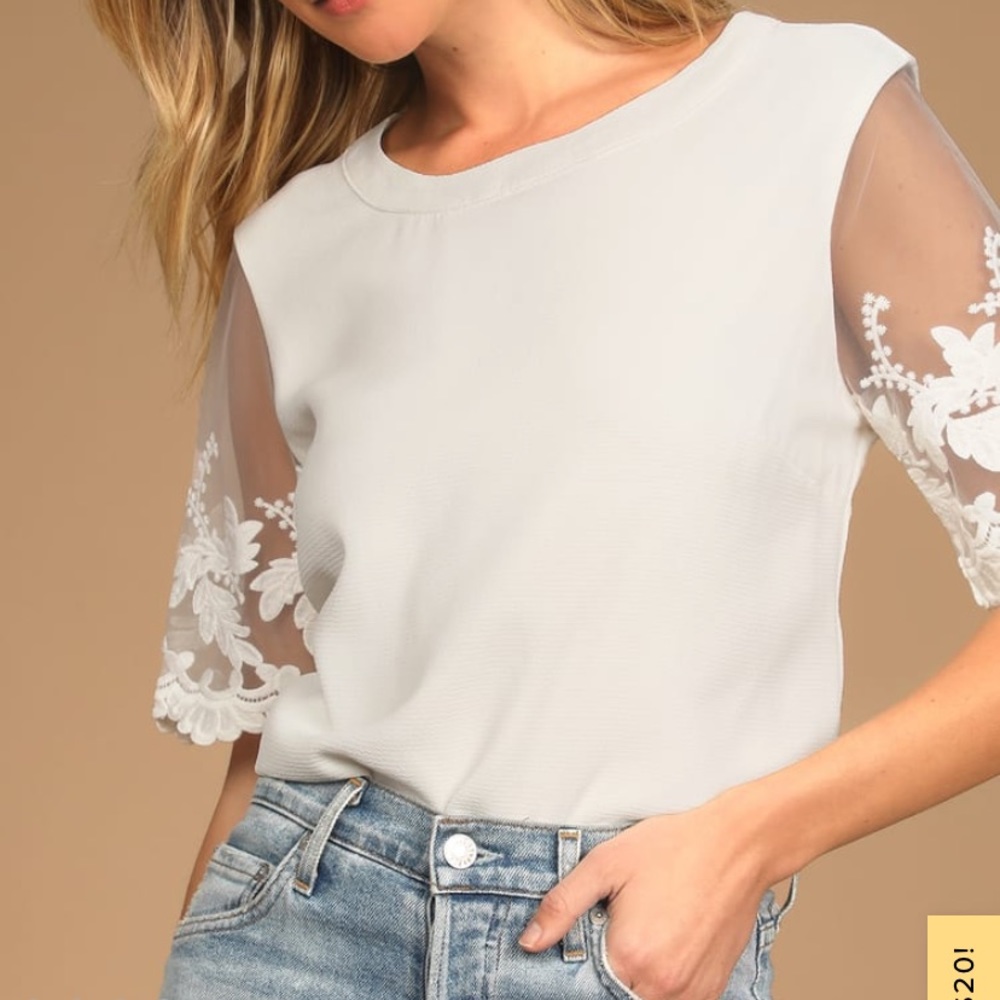 Lulu’s White Blouse Brand New